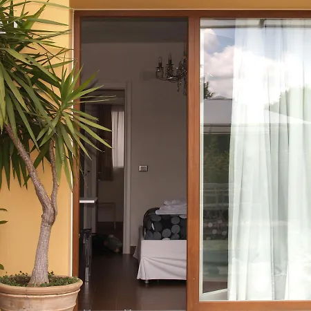 Bed & Breakfast Cameracaffe Sul 4*